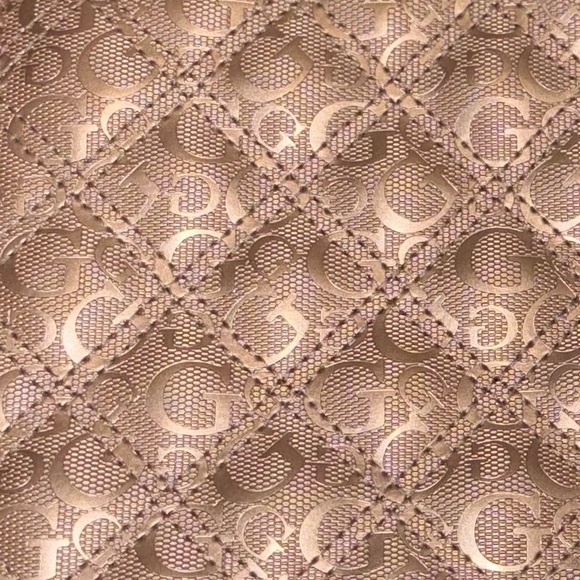 GUESS Women's Pink Shoulder Bag chain - Picture 6 of 6